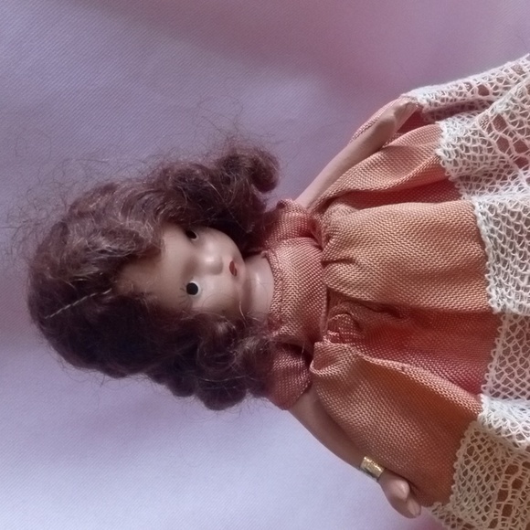 Collectible Vintage Nancy Ann Storybook Bisque Frozen Legs Doll - Picture 15 of 16